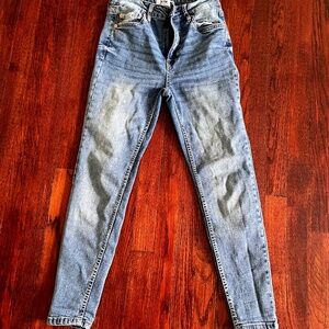 Charlotte Ruse, Size 4  Skinny Jeans